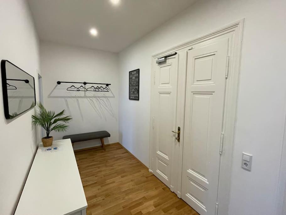 #Attraktive Altbauwohnung Im Leipziger Zentrum 1 Og Links Ngoại thất bức ảnh